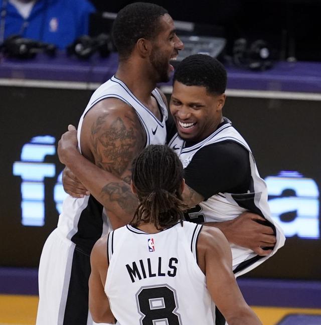 也为球队在 也为球队在