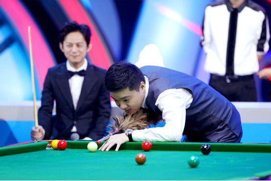 总有瞬息万 总有瞬息万